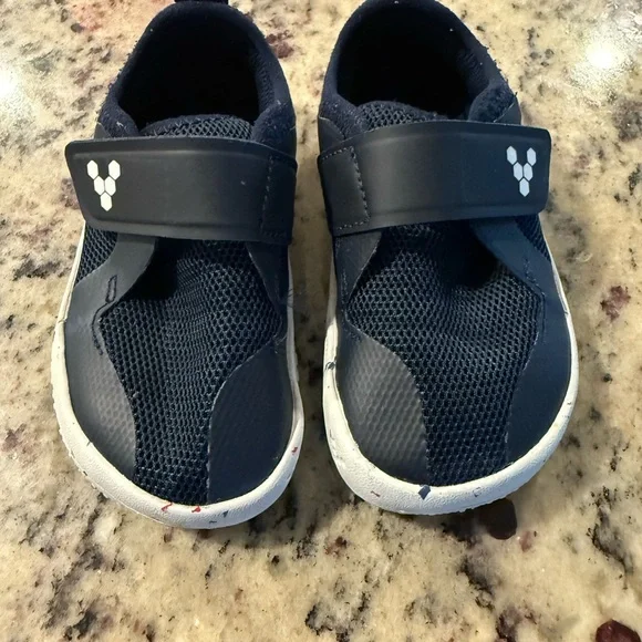Vivo Barefoot Blue Sneakers with Mesh Upper and Velcro Strap Toddler Size 7 (23) - Picture 1 of 4